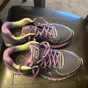 Purple Brooks Size 9